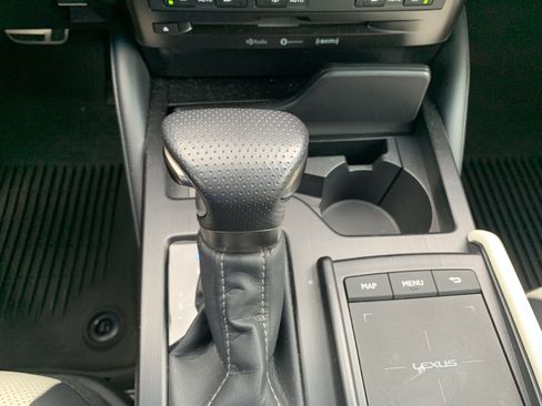 Used 2022 Lexus ES 300h F Sport w/ Accessory Package 2 FWD image 26