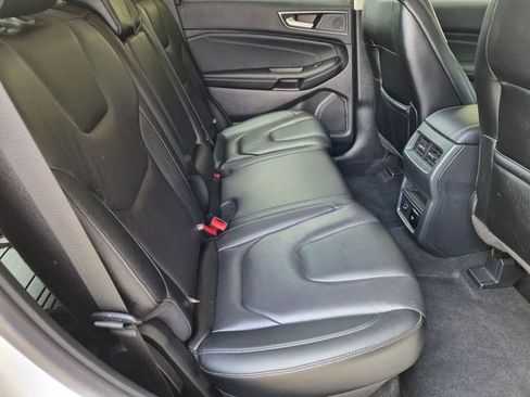 Used 2022 Ford Edge Titanium w/ Class II Trailer Tow Package AWD/4WD image 18