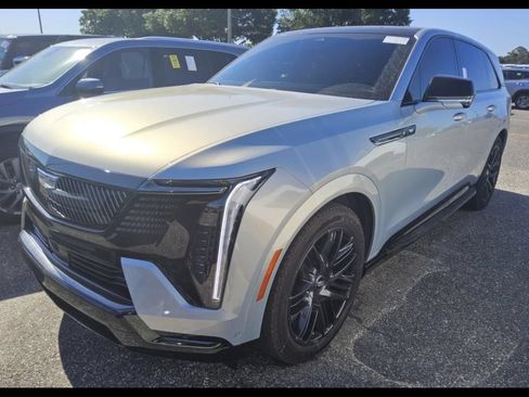 Used 2025 Cadillac Escalade IQ Sport 1 w/ LPO, ONYX Package AWD/4WD image 6