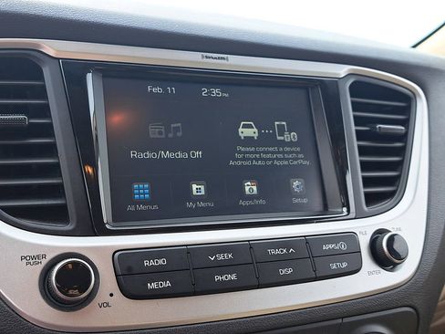 Used 2022 Hyundai Accent SEL image 21