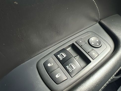 Used 2017 Dodge Challenger GT w/ Driver Convenience Group image 15