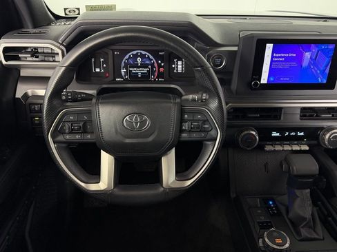 Used 2025 Toyota 4Runner SR5 image 14