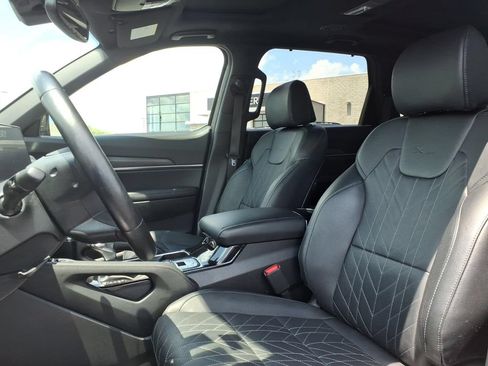 Used 2024 Kia Telluride SX X-Line AWD/4WD image 12