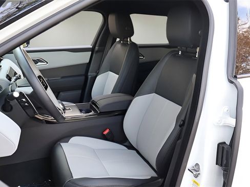 Used 2026 Land Rover Range Rover Velar S image 11