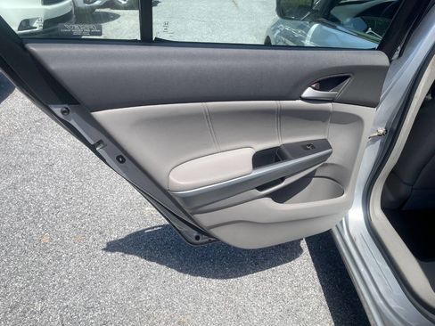 Used 2009 Honda Accord EX-L image 23