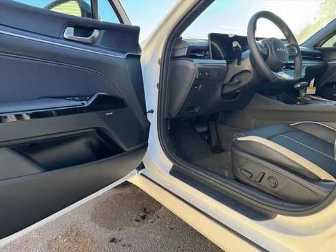 New 2026 Kia K5 GT-Line image 10
