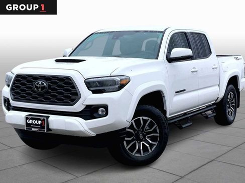 Used 2023 Toyota Tacoma TRD Sport image 1