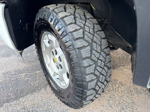 Used 2010 Chevrolet Silverado 1500 LT w/ Max Trailering Pack image 47