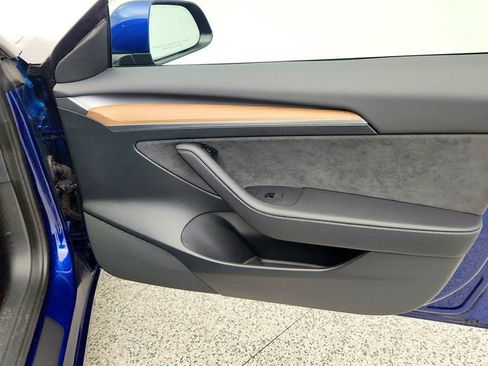 Used 2023 Tesla Model 3 Standard Range RWD image 30