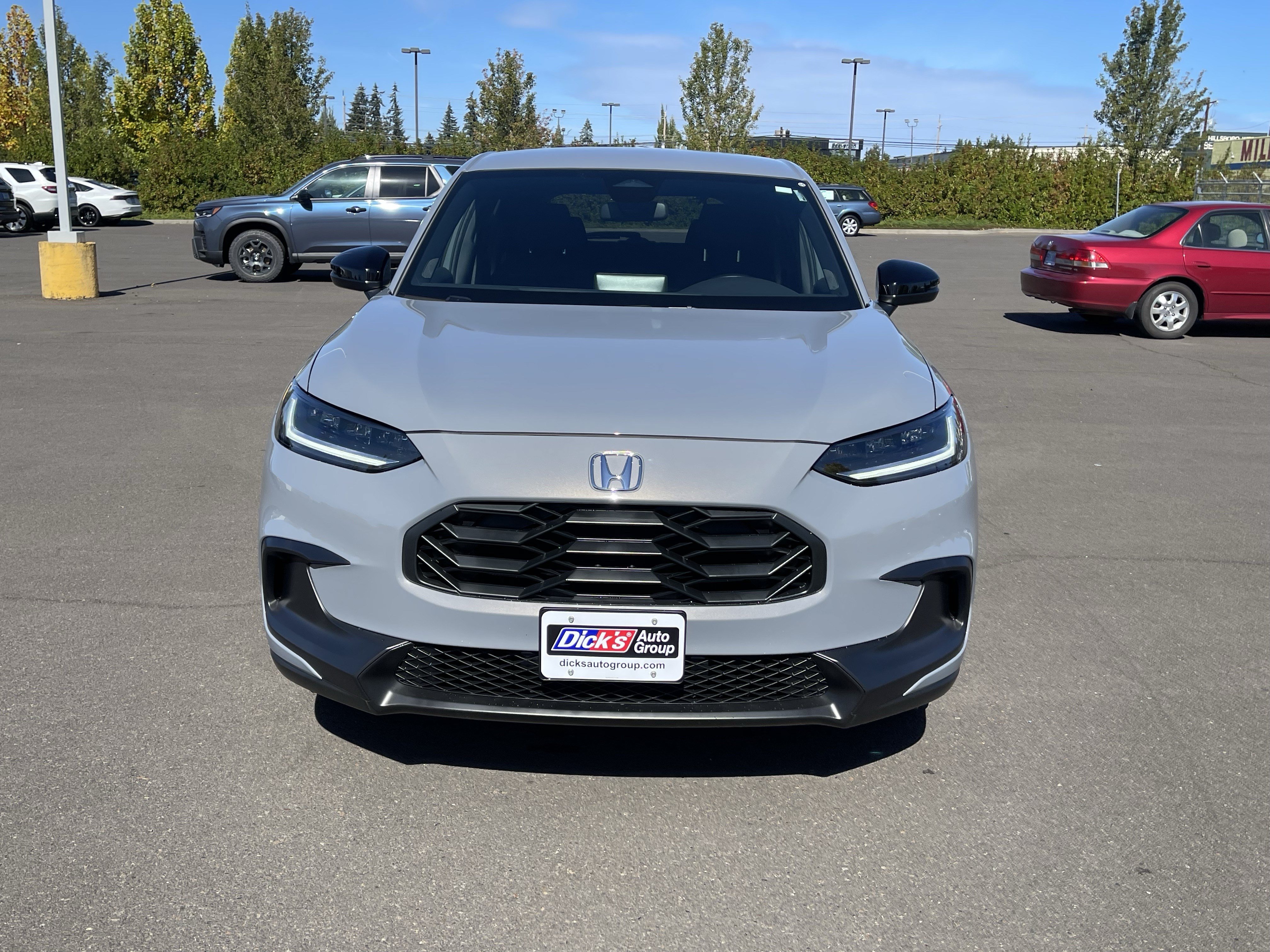 Used 2025 Honda HR-V Sport image 8