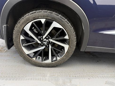 Used 2022 Mitsubishi Outlander SE image 36