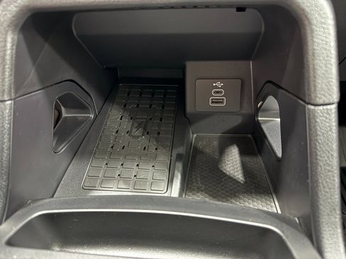 Used 2025 Ford Ranger XLT w/ FX4 Off-Road Package image 19