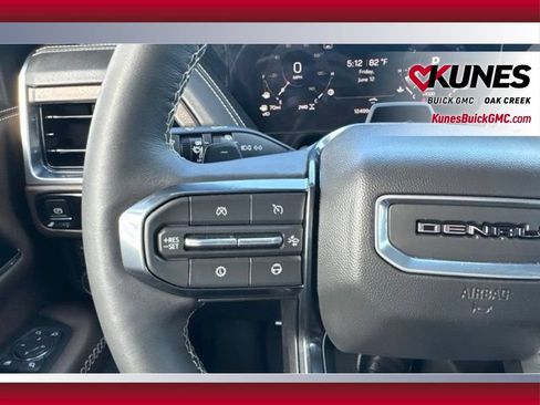 Used 2026 GMC Yukon XL Denali Ultimate w/ LPO, Floor Liner Package AWD/4WD image 35