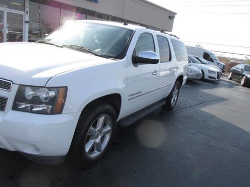 Used 2012 Chevrolet Suburban LTZ AWD/4WD image 34