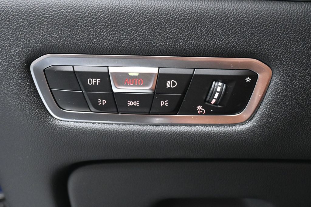 Used 2023 BMW X7 M60i w/ Executive Package AWD/4WD image 21