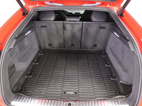 Used 2021 Lamborghini Urus image 29