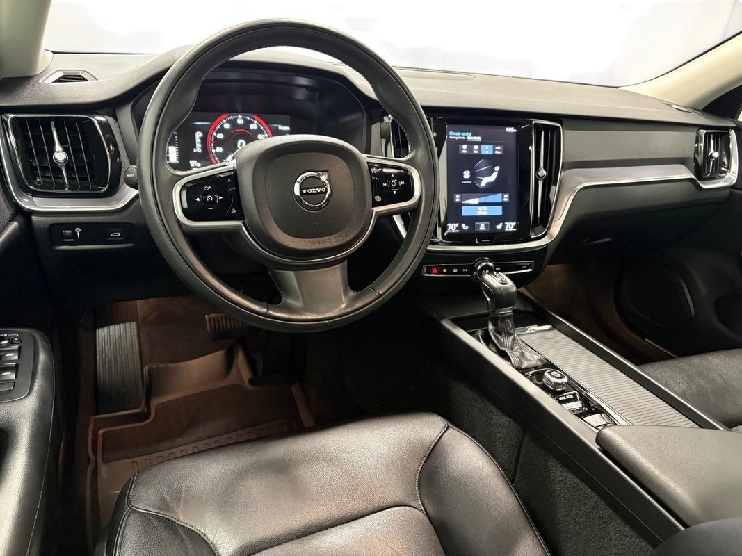 Used 2019 Volvo S60 T6 Momentum w/ Premium Package AWD/4WD image 16