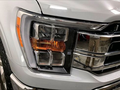 Used 2023 Ford F150 Lariat w/ Max Trailer Tow Package image 28