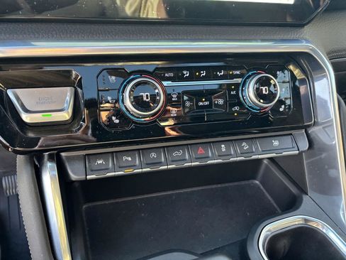 Used 2022 GMC Sierra 1500 Denali image 15