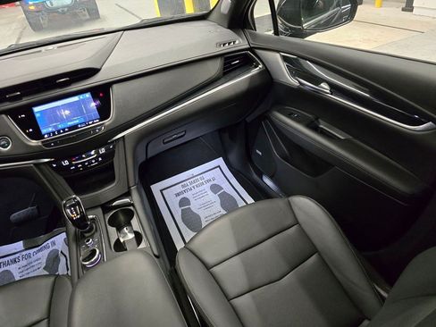 Used 2024 Cadillac XT5 Premium Luxury FWD image 36