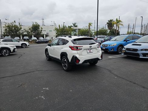 Used 2024 Subaru Crosstrek 2.5i Limited w/ Crosstrek Mirror Package image 5