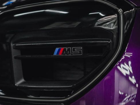 Used 2026 BMW M5 w/ Carbon Package image 4