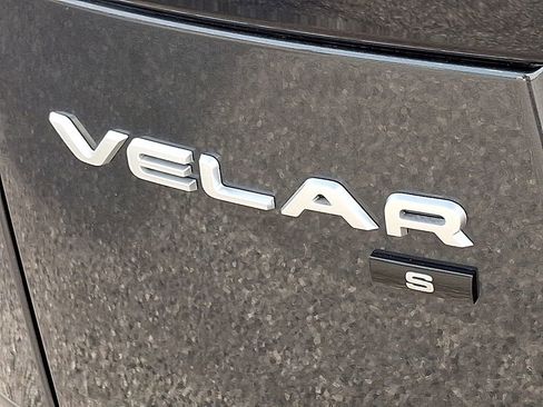 Used 2021 Land Rover Range Rover Velar S image 31