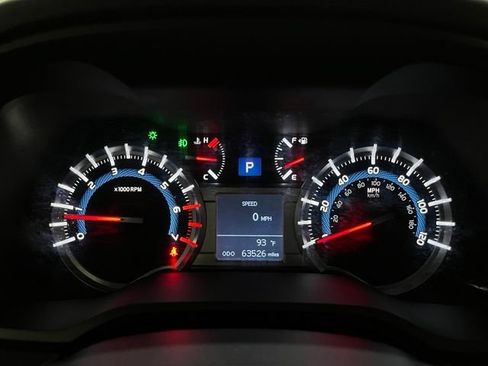 Certified 2019 Toyota 4Runner SR5 AWD/4WD image 16