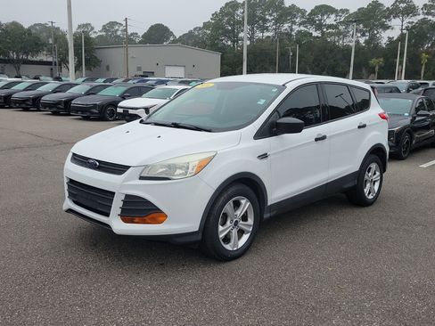 Used 2016 Ford Escape S image 3