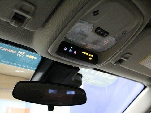 Certified 2024 Buick Encore GX Sport Touring image 28