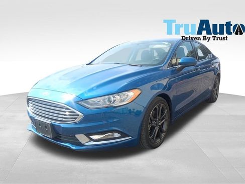 Used 2018 Ford Fusion S w/ Equipment Group 101A FWD image 3