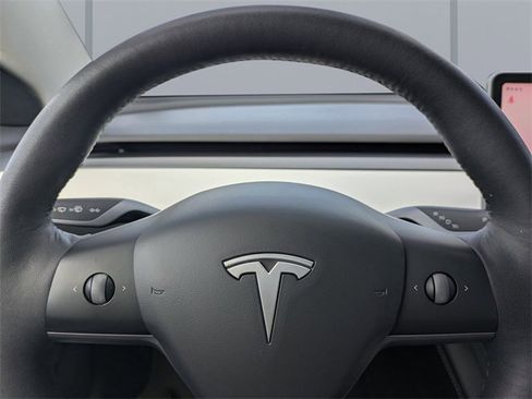 Used 2022 Tesla Model 3 Performance image 28