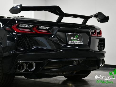 Used 2024 Chevrolet Corvette Stingray Coupe w/ 1LT RWD image 12