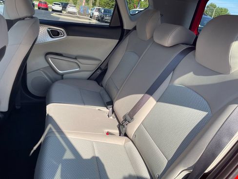 Used 2024 Kia Soul LX FWD image 14