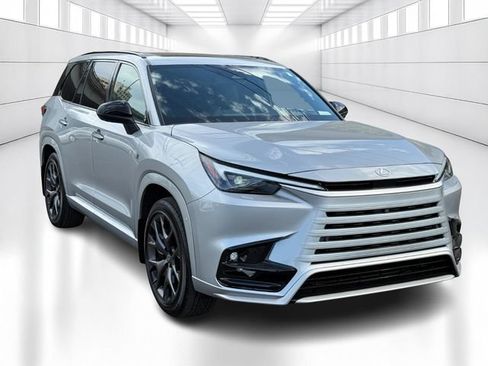 Certified 2026 Lexus TX 500h AWD w/ Technology Package image 3