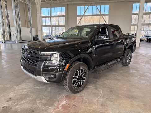 Used 2024 Ford Ranger Lariat w/ FX4 Off-Road Package AWD/4WD image 7