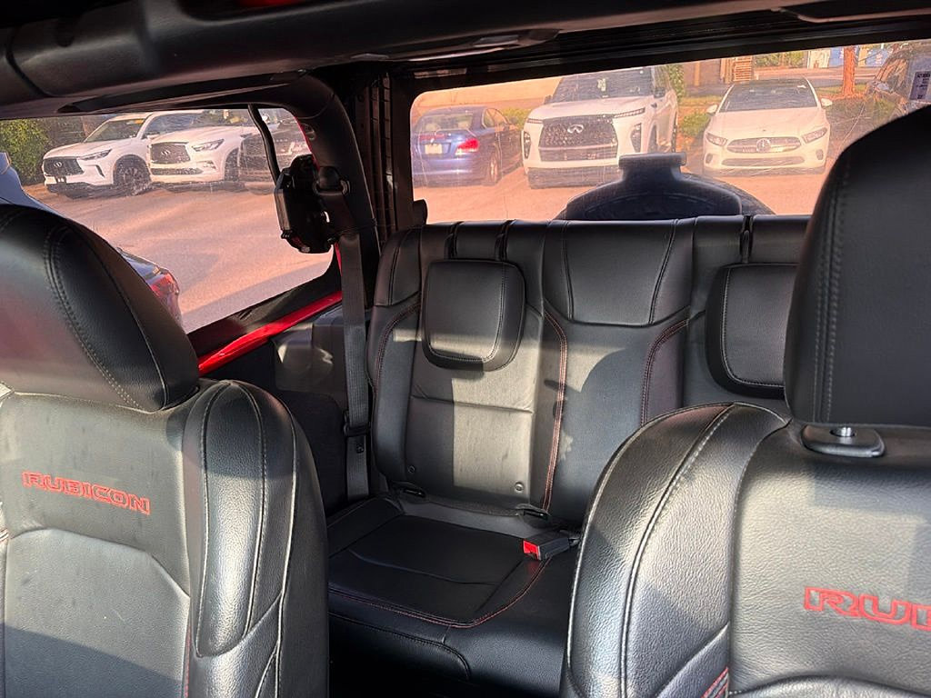 Used 2018 Jeep Wrangler Rubicon w/ Uconnect 4C Nav & Sound Group AWD/4WD image 10