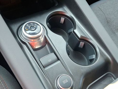 Used 2025 Ford Explorer Active image 14