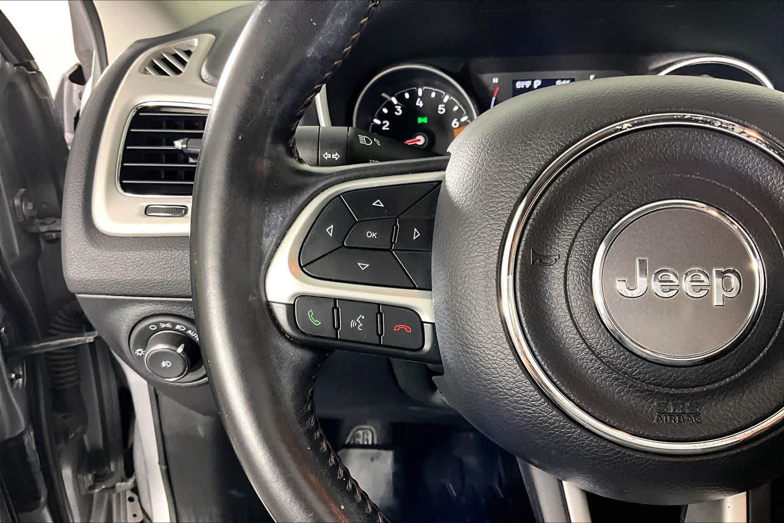 Used 2021 Jeep Compass Latitude FWD image 21