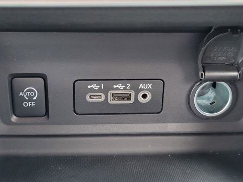 Used 2024 Nissan Sentra SV w/ All-Weather Package FWD image 24