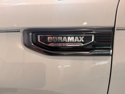 Used 2023 GMC Sierra 1500 AT4 w/ Technology Package AWD/4WD image 20