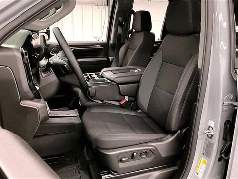 Used 2024 GMC Sierra 2500 SLE w/ SLE Value Package; image 20