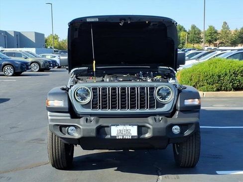 New 2026 Jeep Wrangler Unlimited Sport AWD/4WD image 21