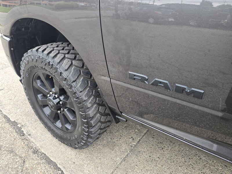 Used 2022 RAM 2500 Big Horn w/ Level C Equiment Group AWD/4WD image 46