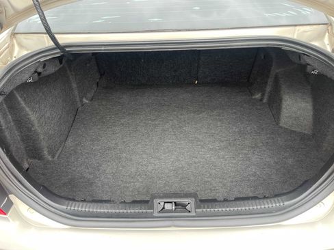 Used 2010 Ford Fusion SE image 9