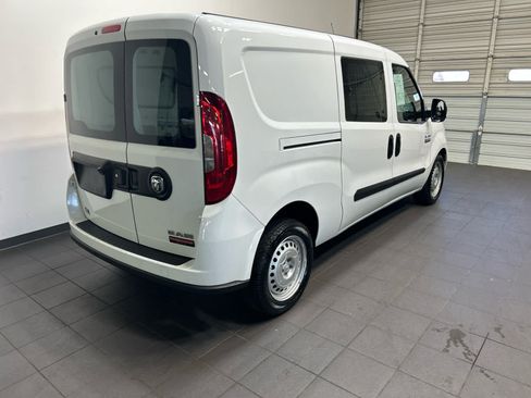 Used 2022 RAM ProMaster City Tradesman FWD image 3