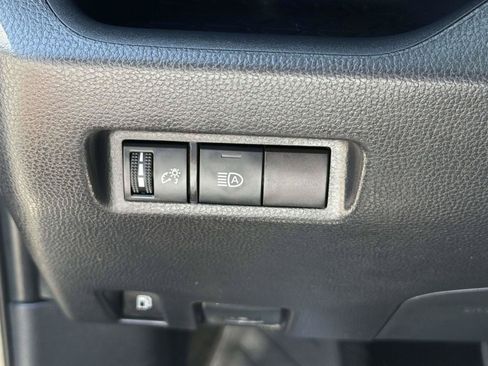 Used 2025 Toyota RAV4 LE AWD/4WD image 24
