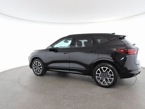 Used 2025 Chevrolet Blazer RS image 9