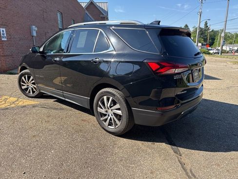 Used 2024 Chevrolet Equinox Premier AWD/4WD image 5