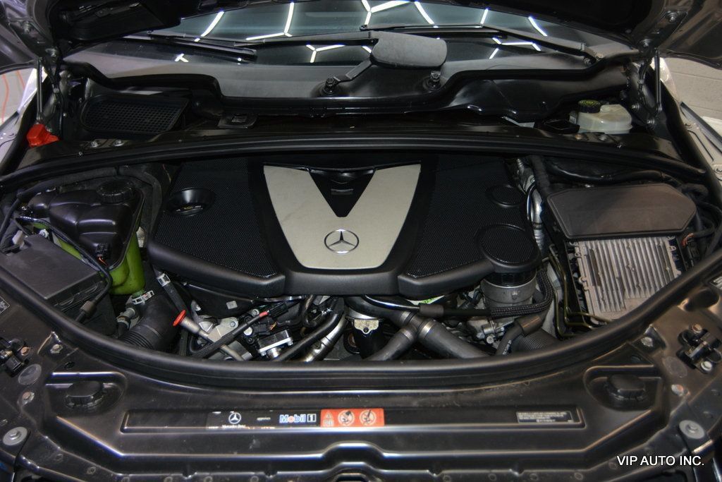 Used 2009 Mercedes-Benz R 320 BlueTEC 4MATIC image 38